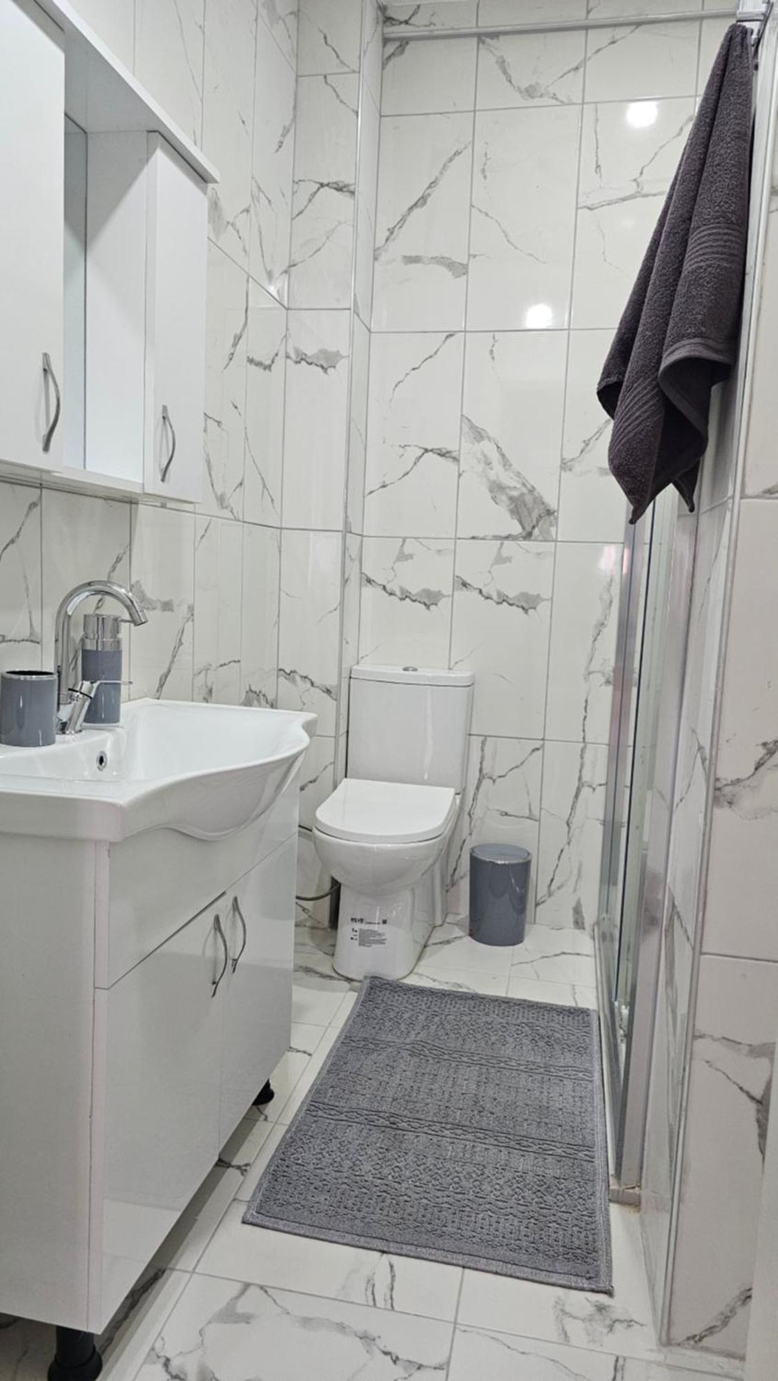 Daire New - Luxury - Spacious Flats At The Center